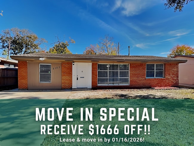 Building Photo - 2123 Raspberry Ln