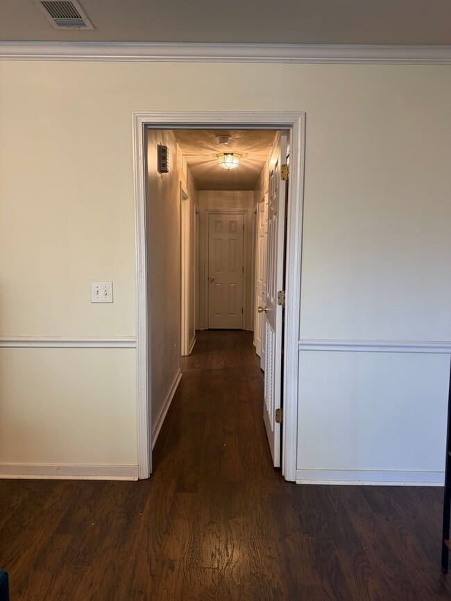 Building Photo - 4422 Blake Cir