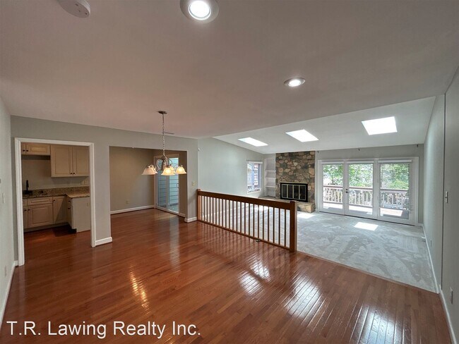 Building Photo - 3 br, 2.5 bath House - 6420 Brandonwood Ct