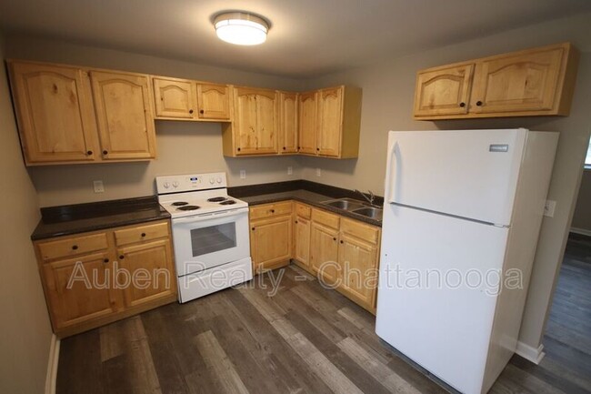 Building Photo - 6300-C GA-136