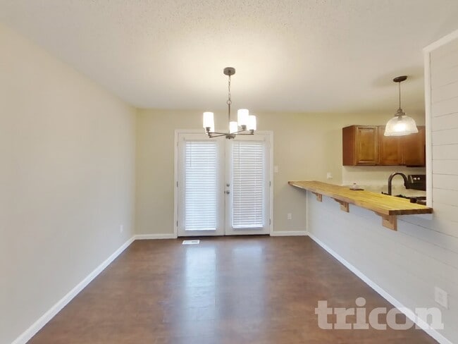 Building Photo - 4064 Jessica Dr