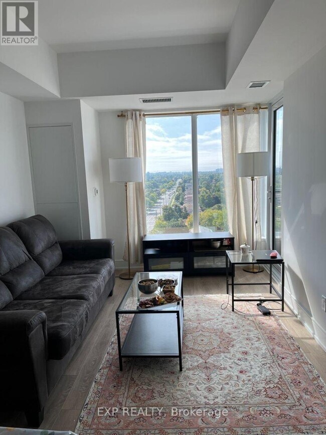 Photo du bâtiment - 1350 Ellesmere Rd