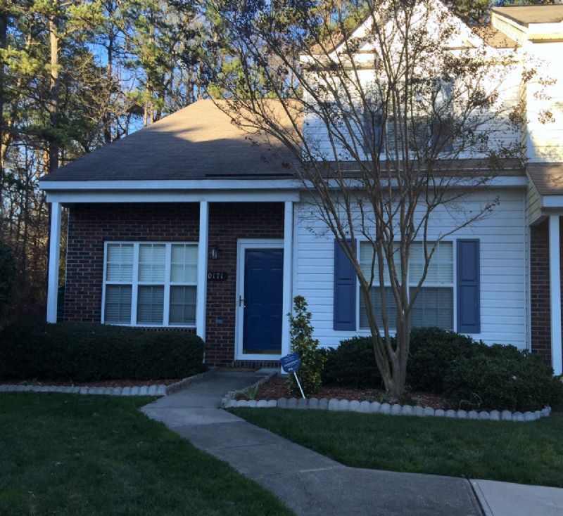 Foto principal - 10171 Reindeer Way Ln