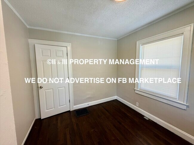 Foto del edificio - 3032 Elmwood Ave