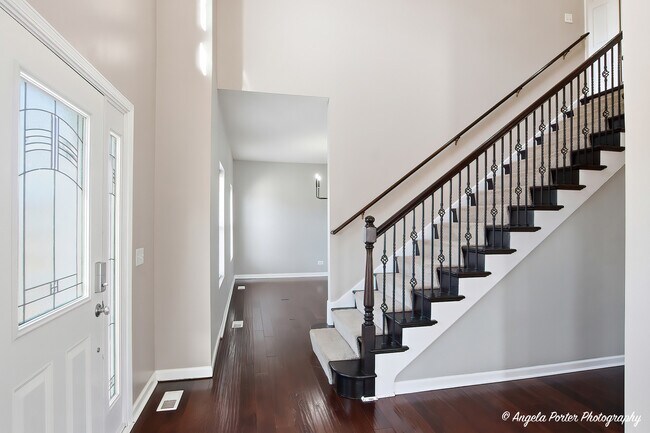 Foto del edificio - 9312 Nicholas Ln