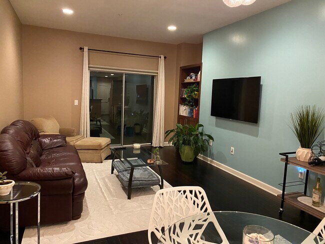 Foto del edificio - 7100 Alvern St