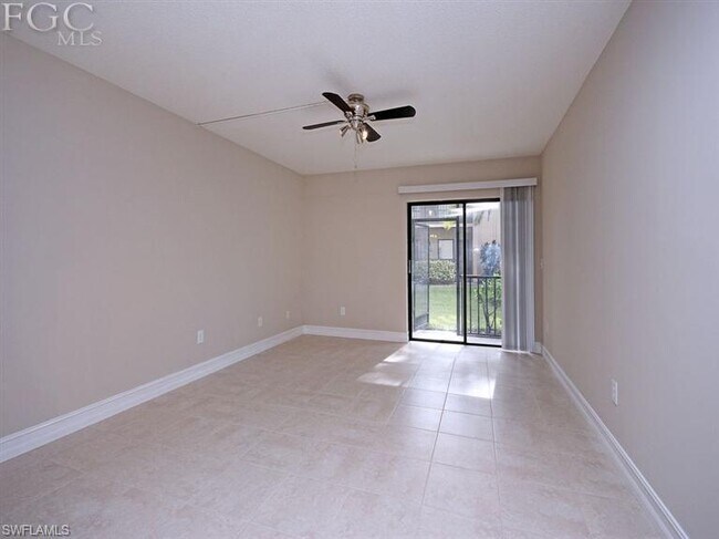 Living Room - 12501 McGregor Blvd