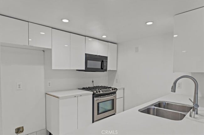 Foto del edificio - 939 Palm Ave