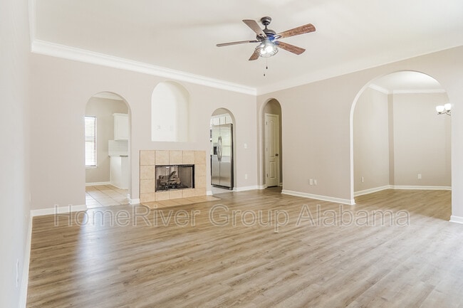 Building Photo - 205 High Ridge Dr