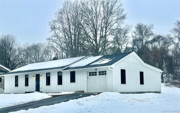 Building Photo - 49 Hackensack Heights Rd