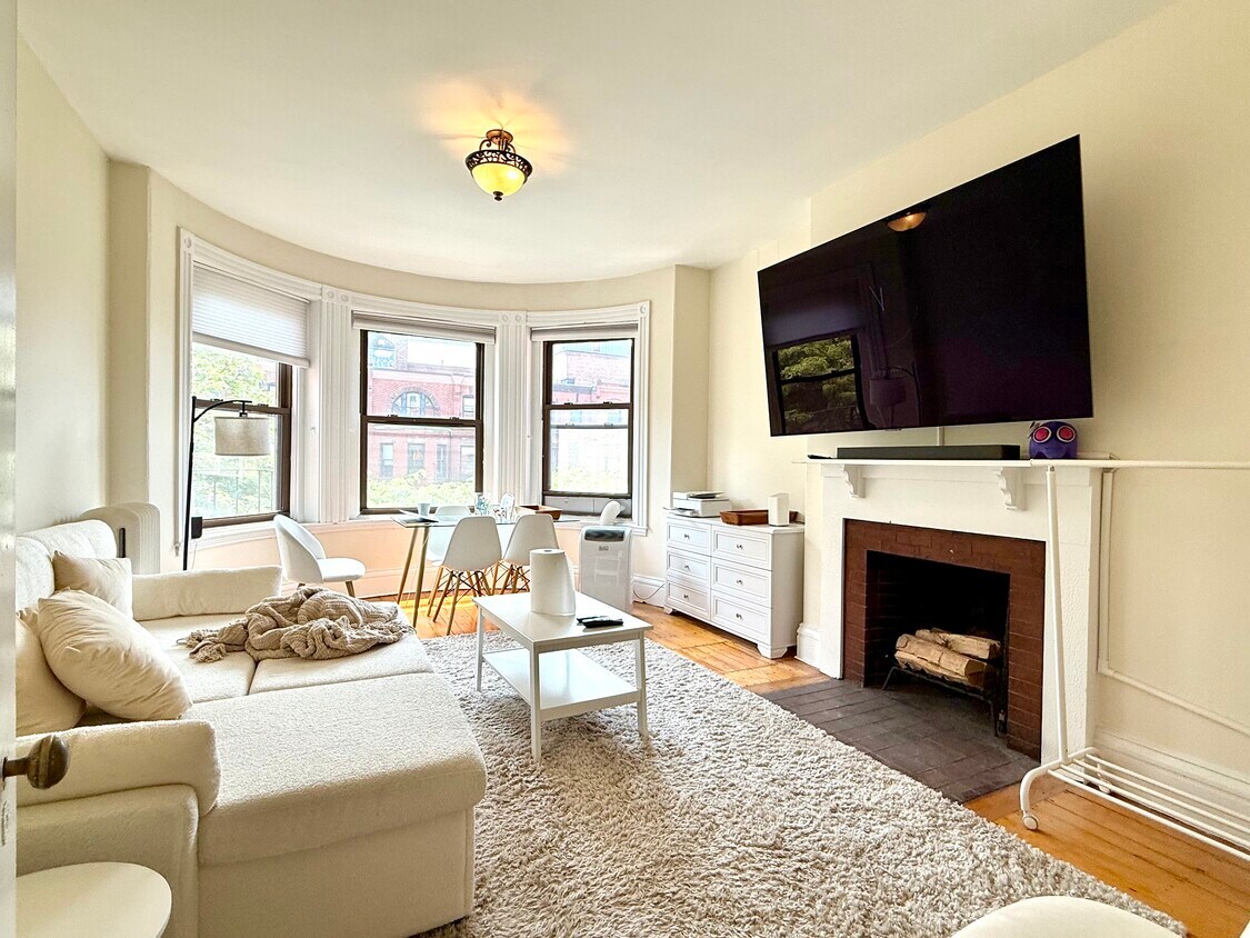 Foto principal - 293 Newbury St