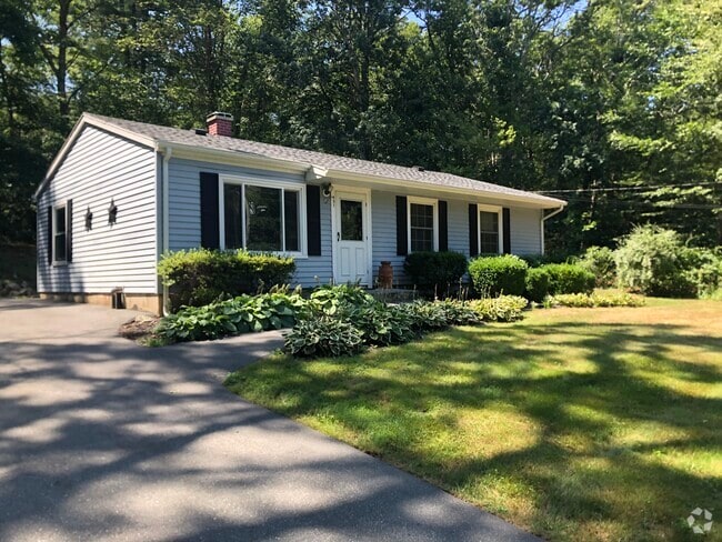Building Photo - 451 Cow Hill Rd