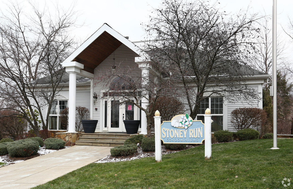 Primary Photo - Stoney Run Apartments