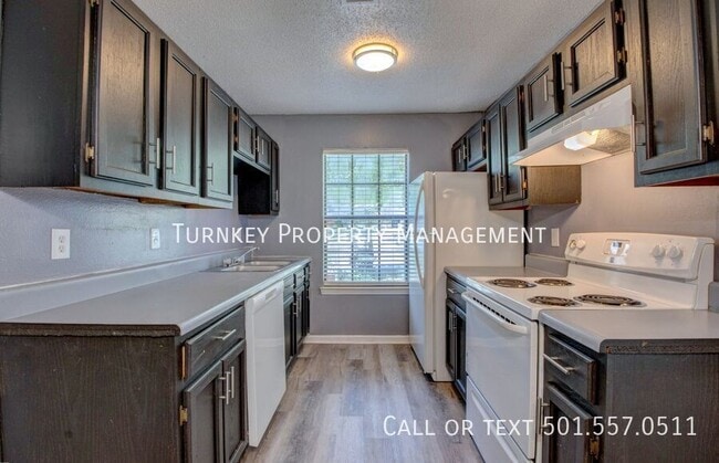 Foto del edificio - 3219 Holt St