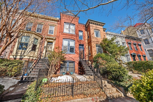 Building Photo - 1509 Q St NW