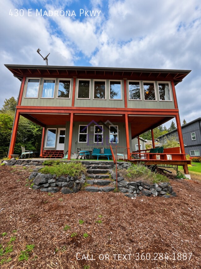 Building Photo - 430 E Madrona Pkwy