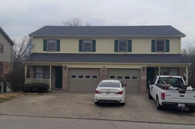 125 A & B Miller Dr - 125 Miller Dr