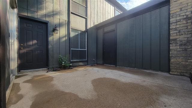 Building Photo - 4615 Country Creek Dr