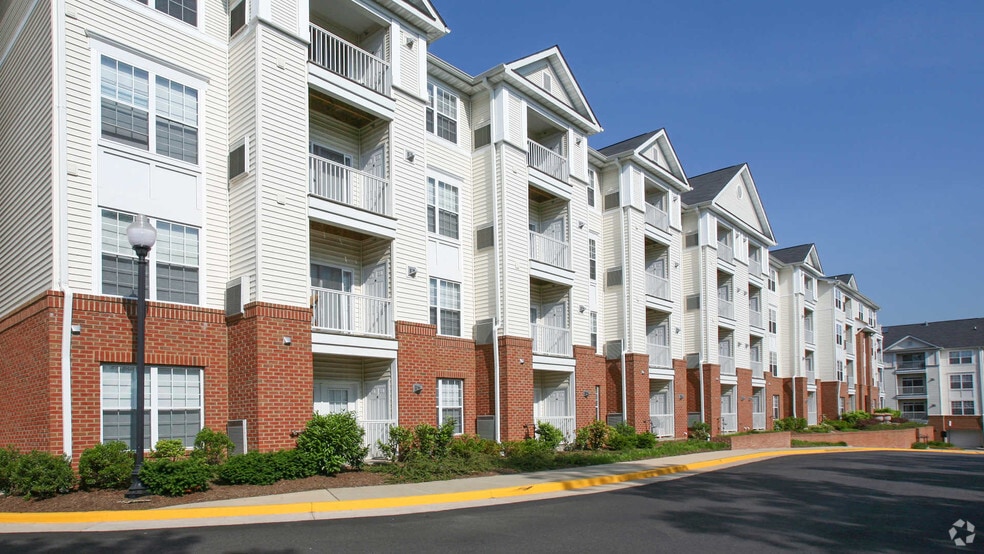 The Reserve at Fairfax Corner Rentals Fairfax, VA