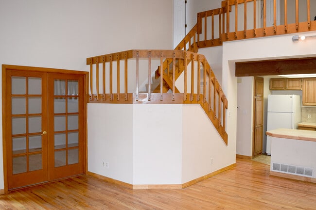 Building Photo - 2685 S Dayton Way