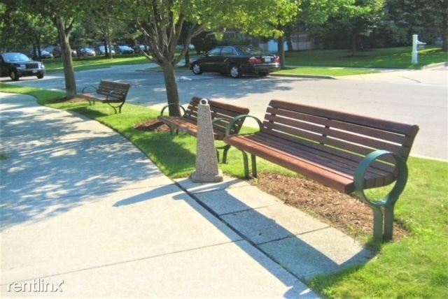 Foto del edificio - 1 br, 1 bath Condo - 6461 W Warner Ave Apt...