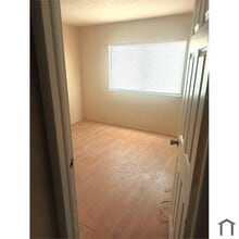 Building Photo - 108 E Tiffany Dr