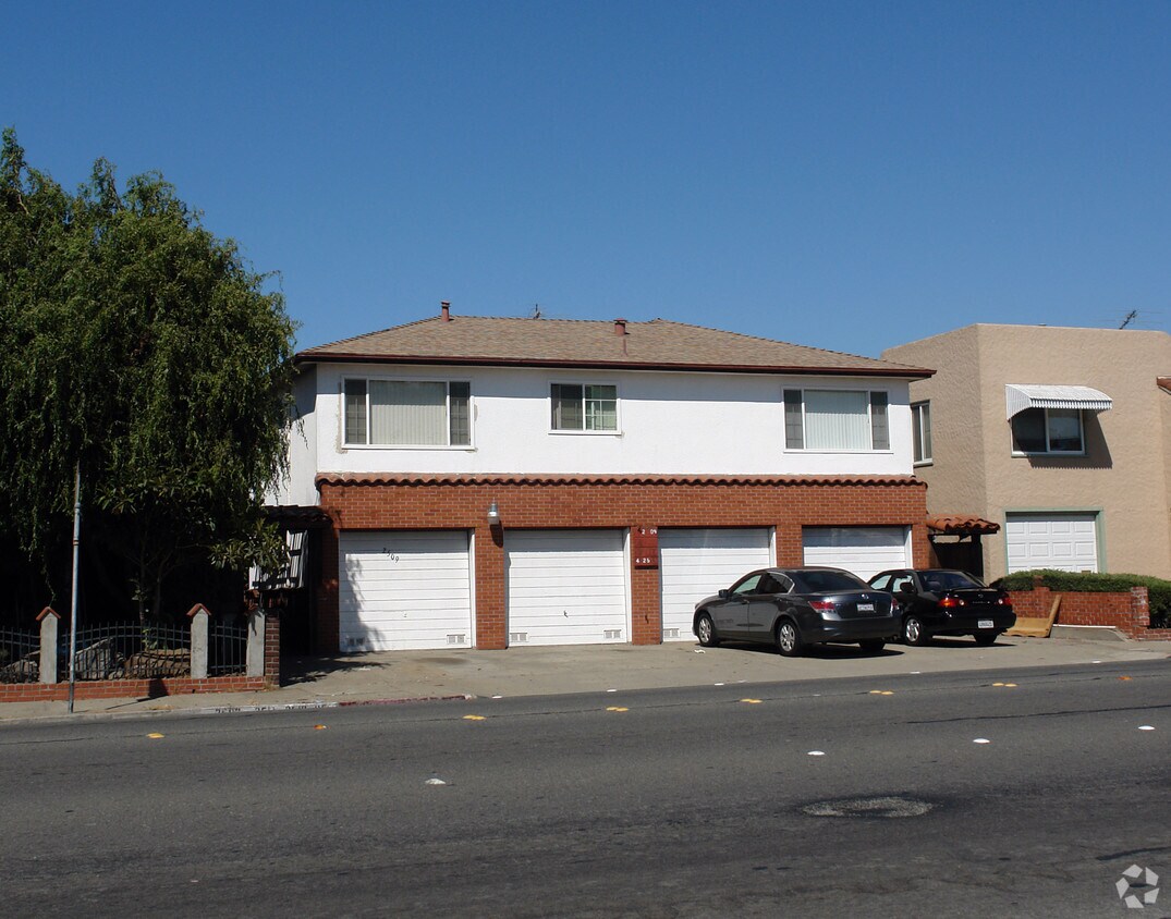 Foto del edificio - 2509-2515 Barrett Ave