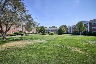 Building Photo - 15 Old Colony Ln