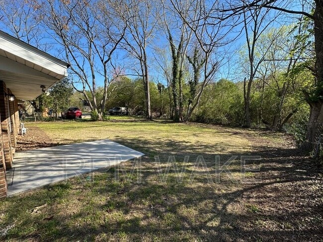 Building Photo - 741 Lunar Dr