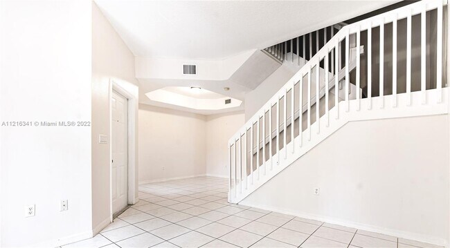 Foto del edificio - 10654 SW 7th St