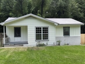 Building Photo - 3923 Moffett Ct