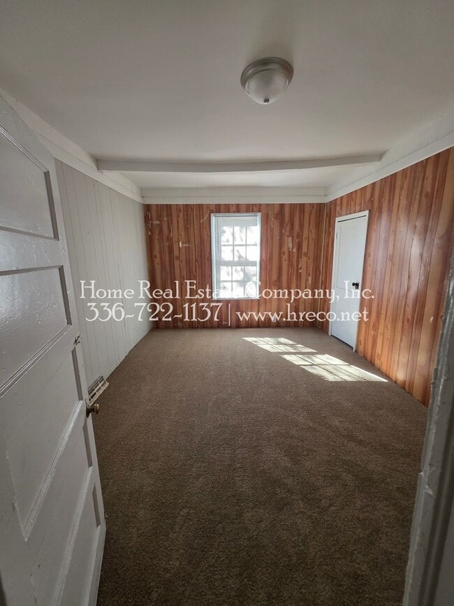 Foto del edificio - 2018 Harrison Ave