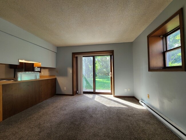 Building Photo - 7810 Stevensville-Baroda Rd