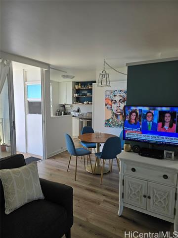 Building Photo - 419A Atkinson Dr