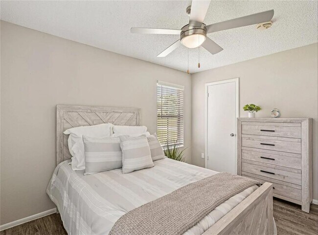 Foto del edificio - 1001 Center Rd