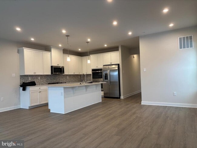 Foto del edificio - 2646 Tisbury Ln