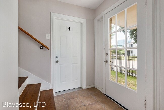 Building Photo - 1 br, 1 bath House - 1915 Binz Street #4