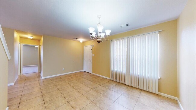 Foto del edificio - 4822 Bentonite Blvd