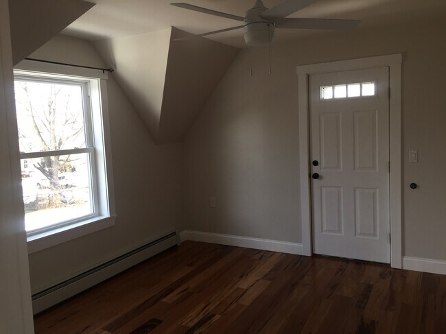 bedroom 1 leads to outdoor small landing - 15 Nashua St