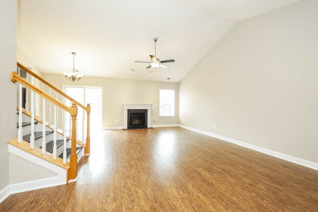 Foto del edificio - 1031 Lowrey Pl