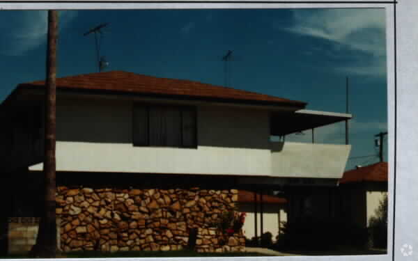 Building Photo - 3045 E St