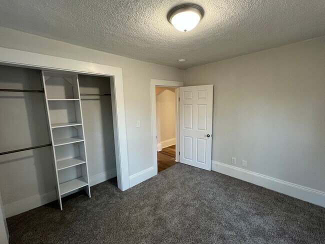 Foto del edificio - Beautiful 2 Bedroom 1 Bath House