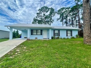 Building Photo - 2901 Pompano Dr