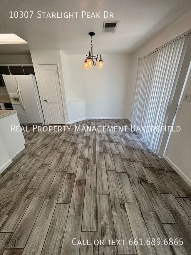 Building Photo - 10307 Starlight Peak Dr