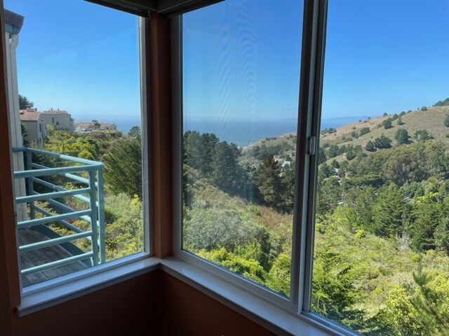 Vista desde la sala de estar - 973 Fassler Ave