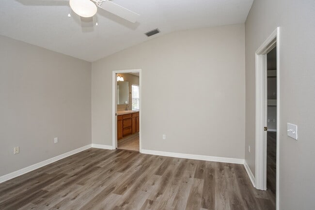 Building Photo - 13718 Glossy Ibis Pl