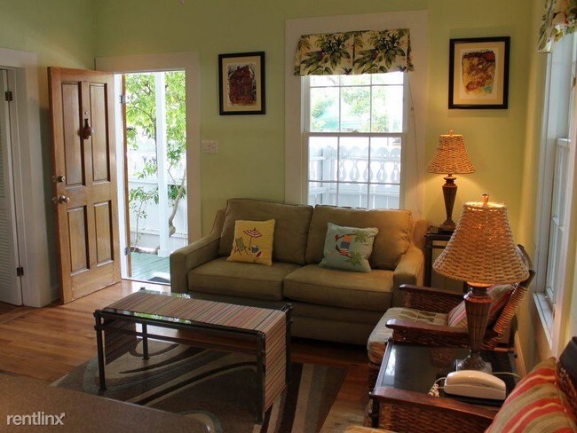 Foto del edificio - 2 br, 1 bath House - Perfect Pineapple