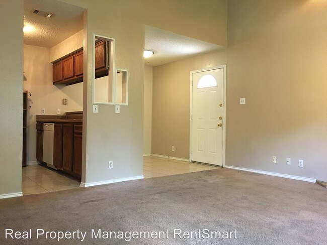 Foto del edificio - 906 Sirocco Dr