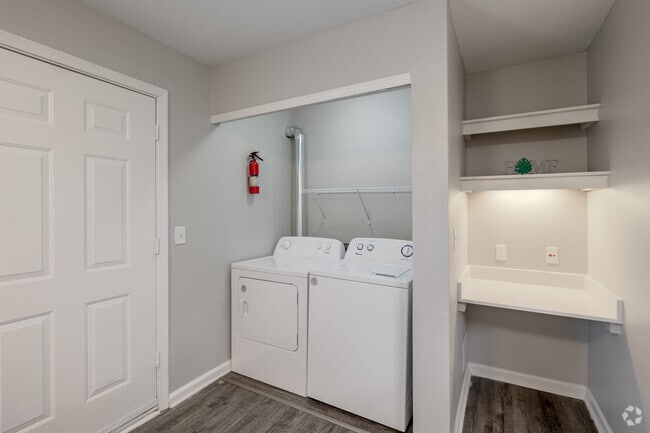 2BR, 2BA - 1,110SF - Laundry - Landings at Cedar Creek