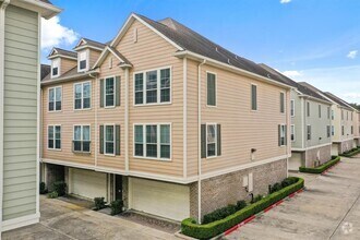 Building Photo - 3001 Murworth Dr